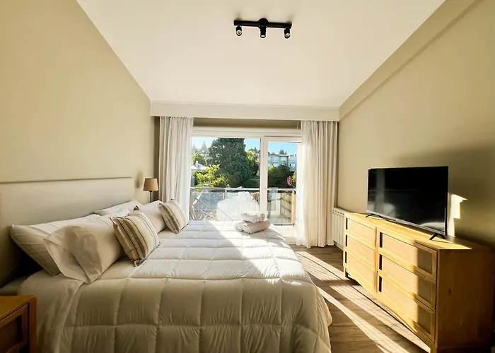 Guemes Apartments