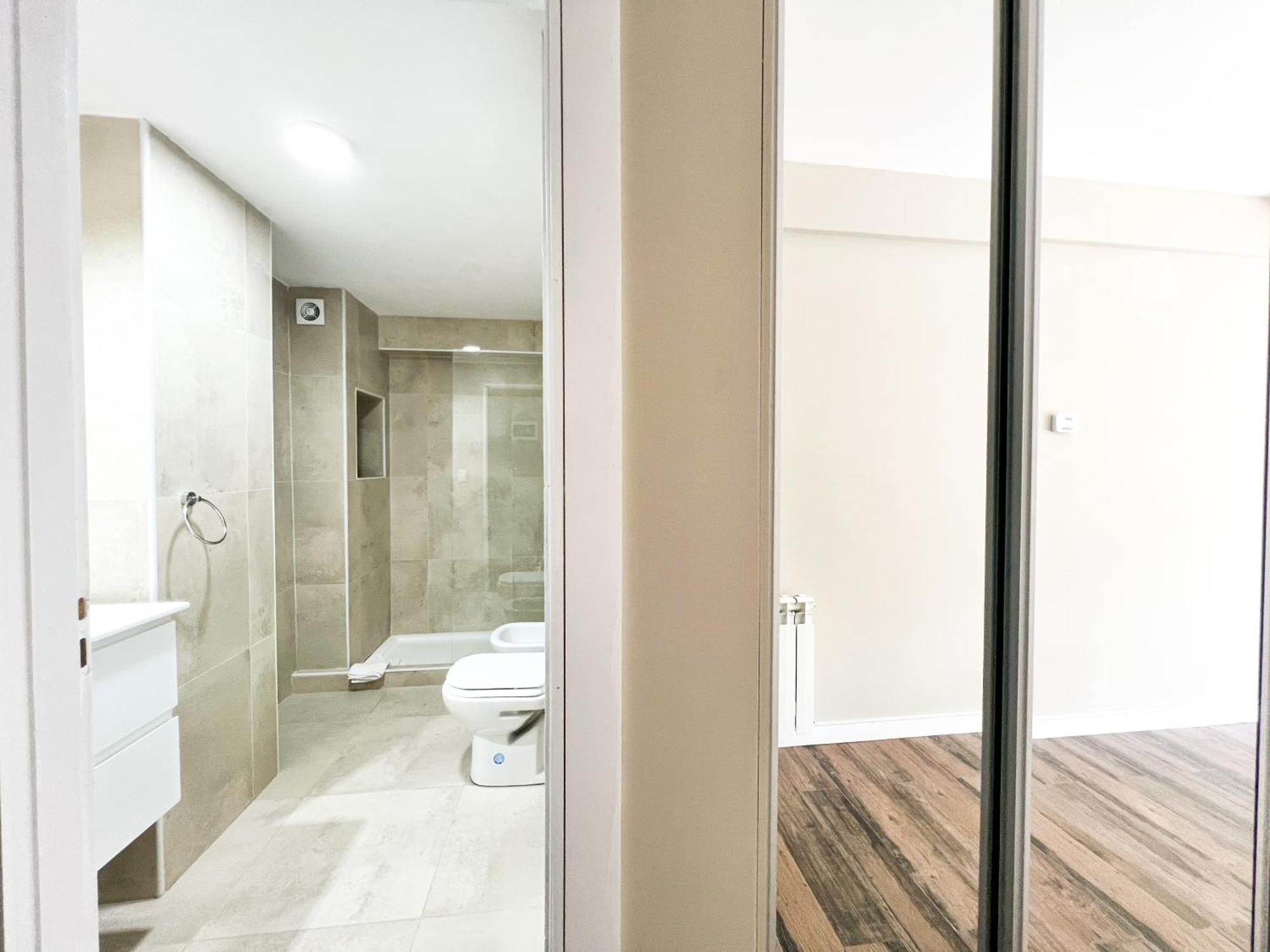 Guemes Apartment *